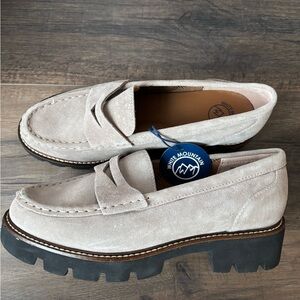 Nwt white mountain gunner loafer 9 wide